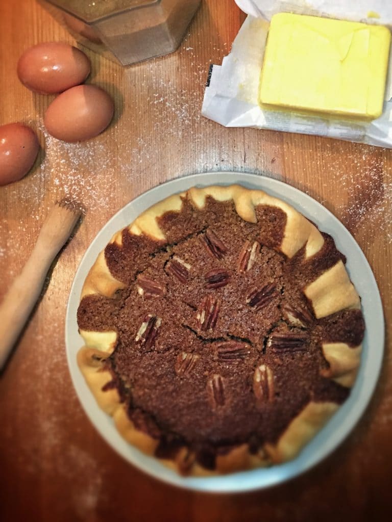 Recette facile et rapide de la tarte au noix de pécan traditionnelle américaine (pecan pie)