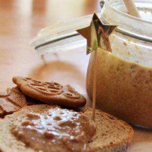 Pâte de spéculoos « maison »: ma recette express et totalement addictive!