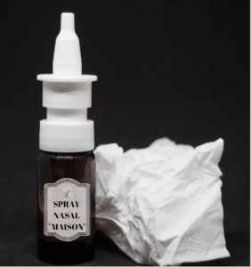 Remèdes naturels contre les allergies saisonnières: spray nasal maison (DIY) Remèdes naturels contre les allergies saisonnières: spray nasal maison (DIY)